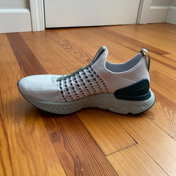 Nike React Phantom Run Fly Knit 2 - Picture 6 of 9